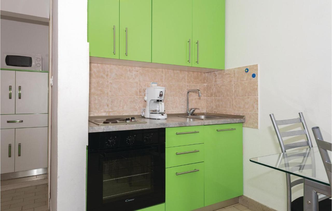 Beautiful Apartment In Rogoznica With Wifi 外观 照片