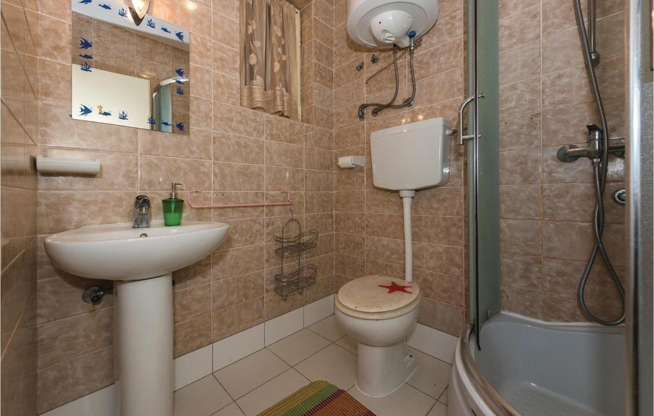 Beautiful Apartment In Rogoznica With Wifi 外观 照片